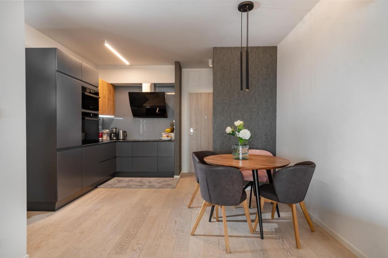 Zaloo, Luxury With Sea-view And Jacuzzi Apartment