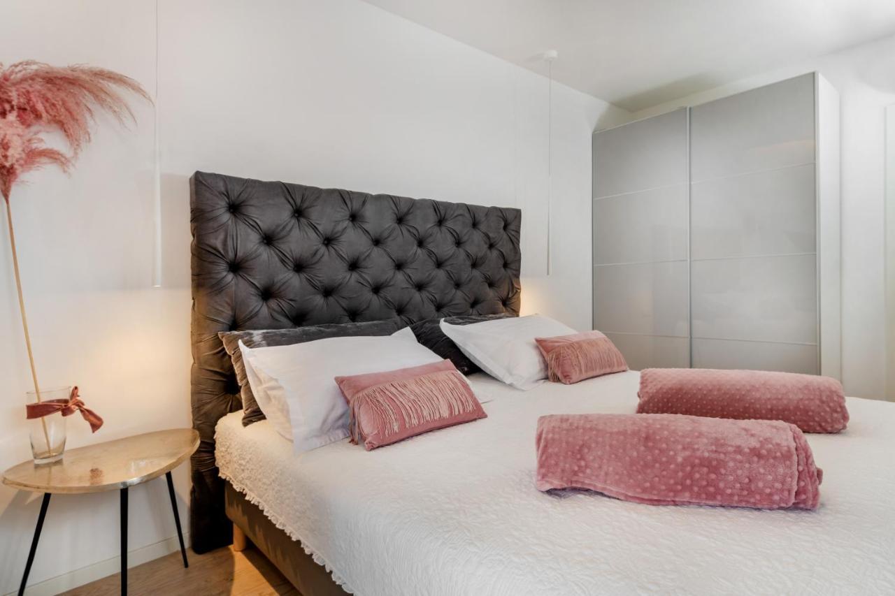 Appartement Zaloo, Luxury With Sea-view And Jacuzzi *
