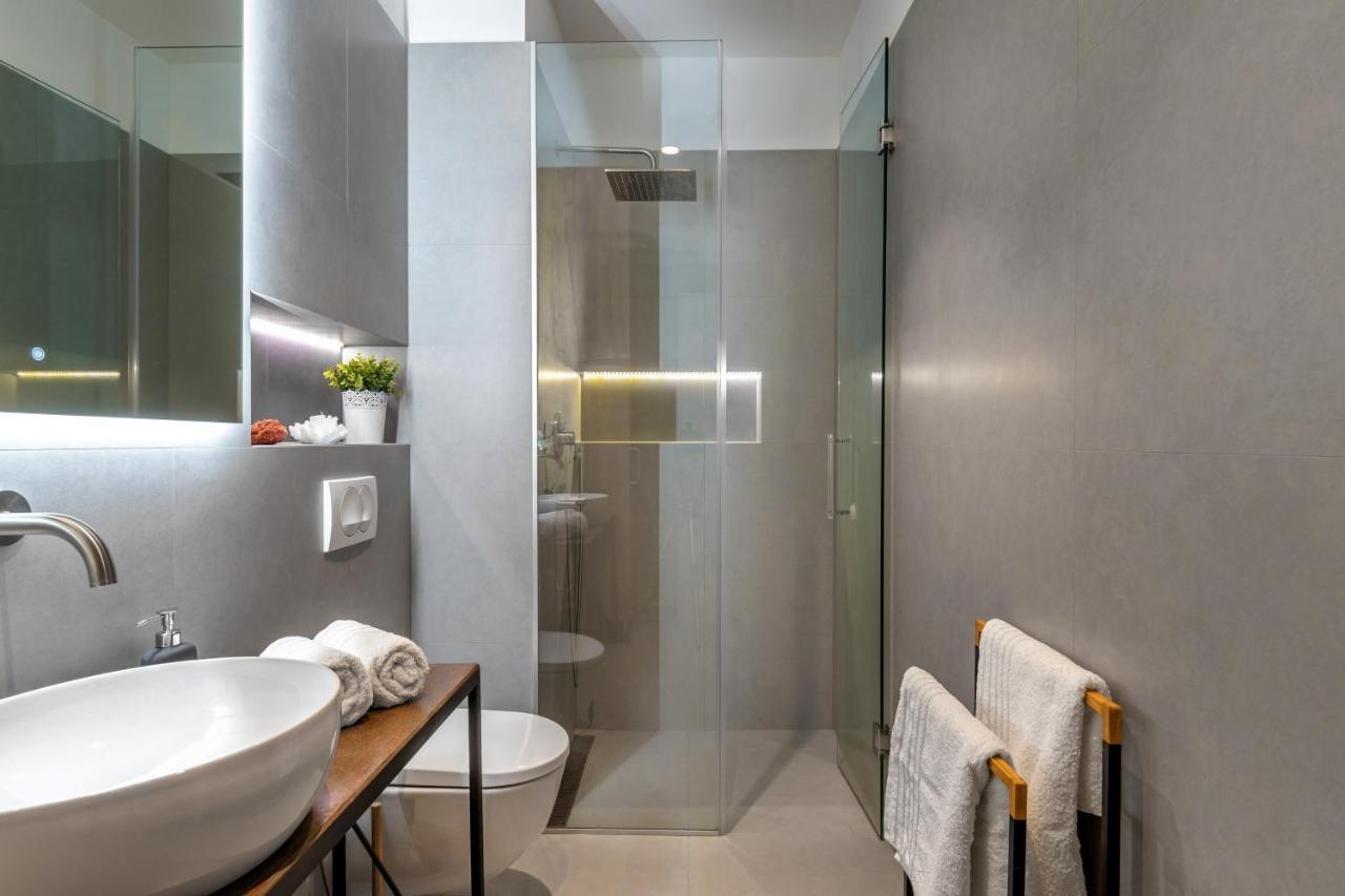 Zaloo, Luxury With Sea-view And Jacuzzi * Split