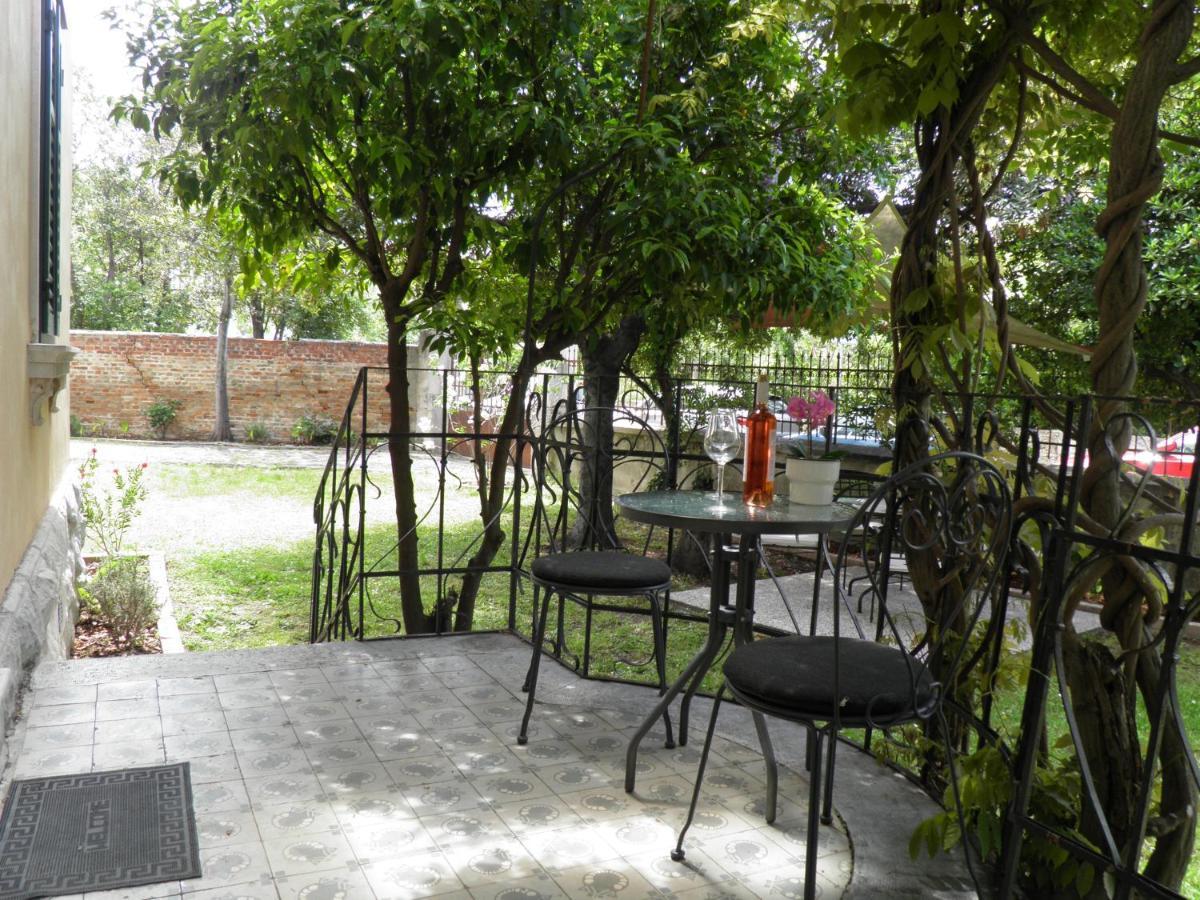Beach City Pearls Guest house