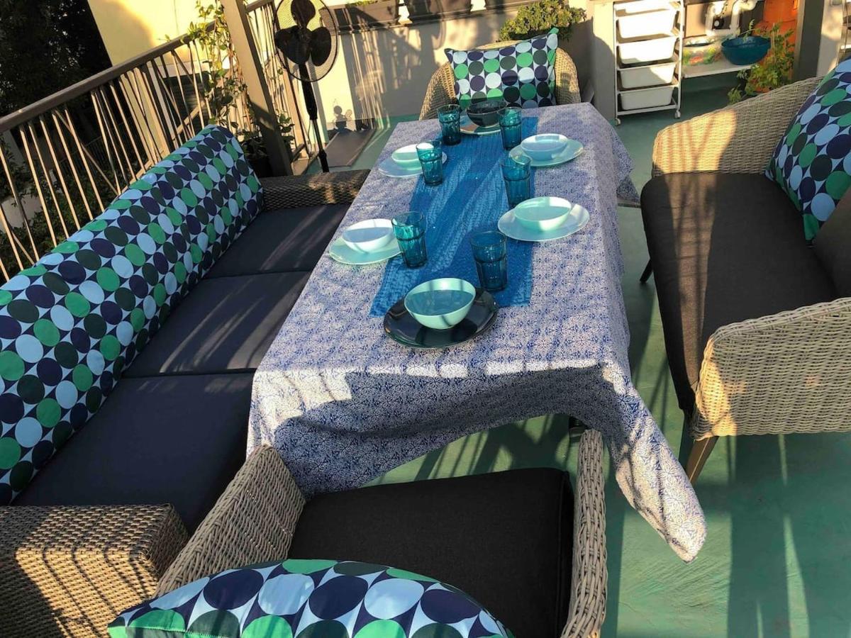 Boutique Triple House With Garden & Roof Terrace Holiday home