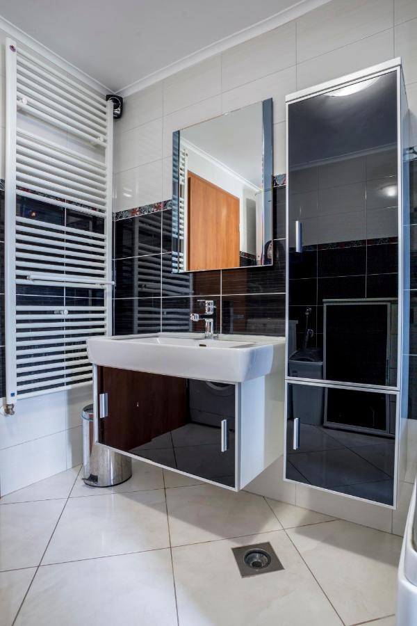 Luxury Spacious Near Znjan W Sea View Apartman