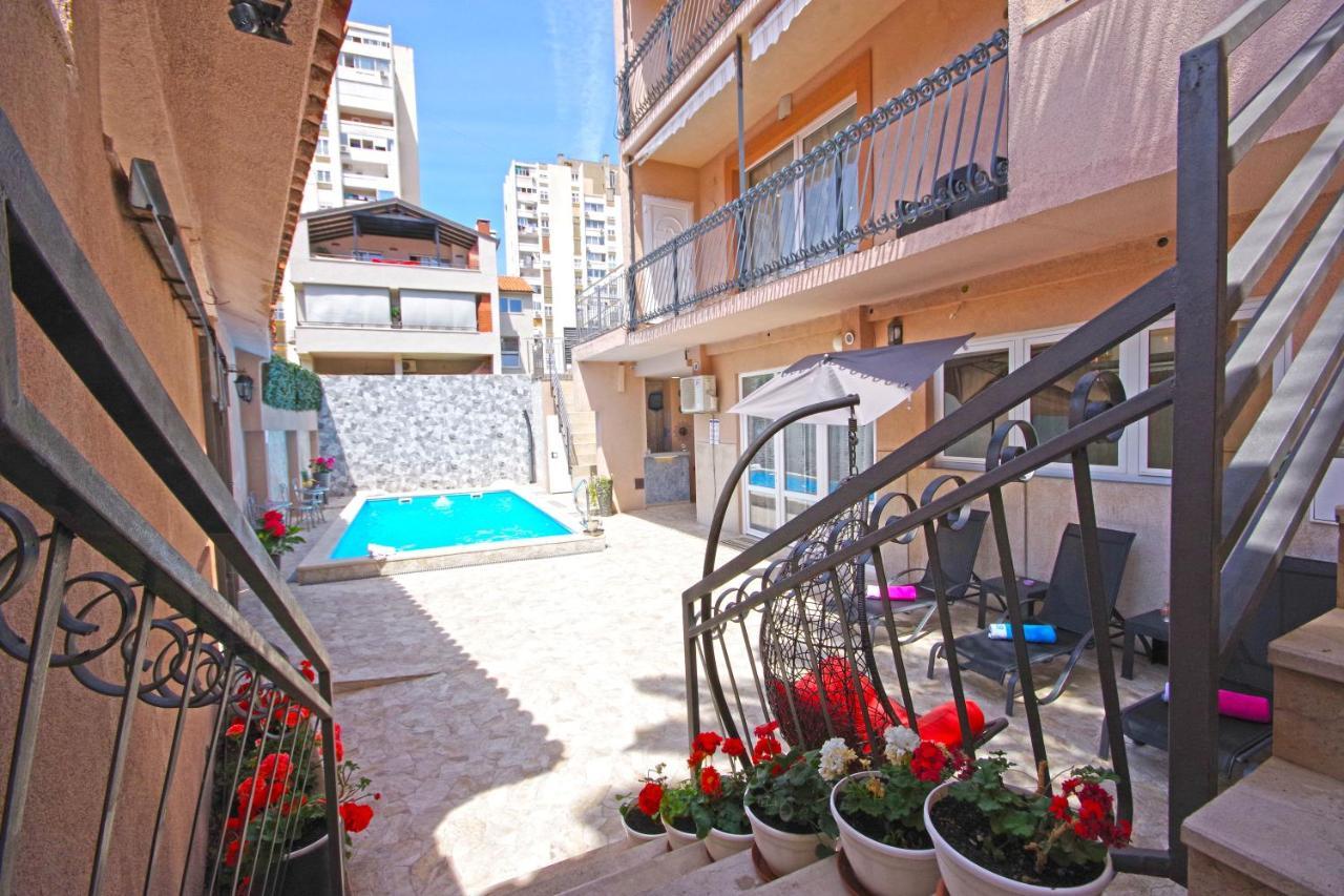 Naomi Apartamento