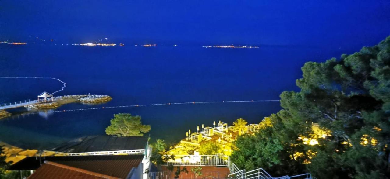 Hotel Elu Iris 3*