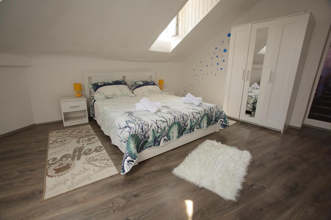 Center Lucia Apartment