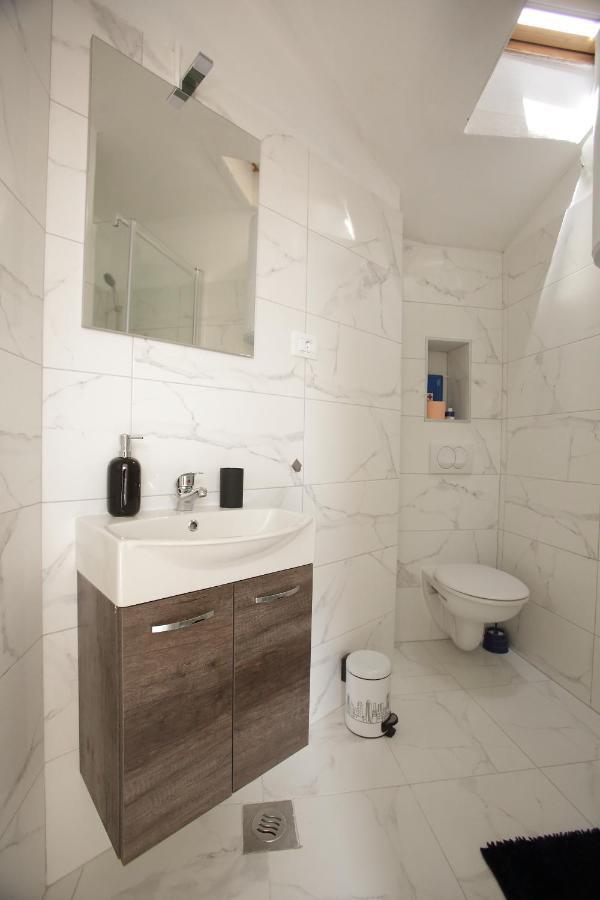 Apartment Center Lucia