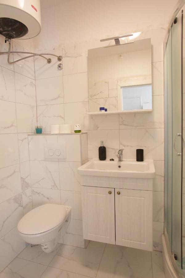 Center Lucia Apartment *