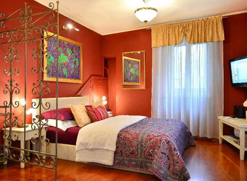 Tri Lava Luxury Living