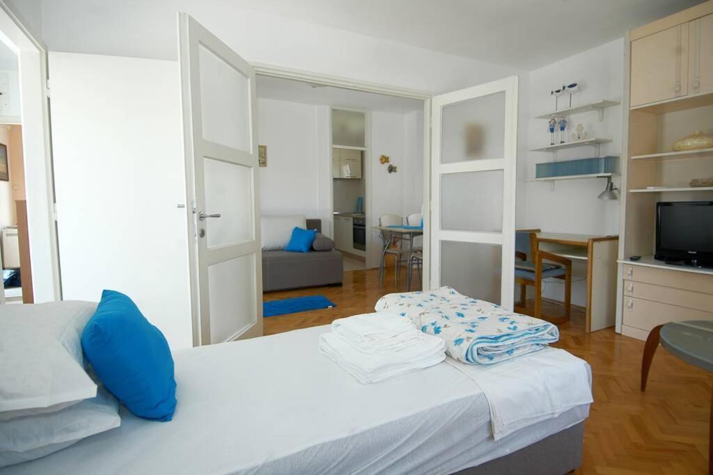 Adela Apartment In Split Split