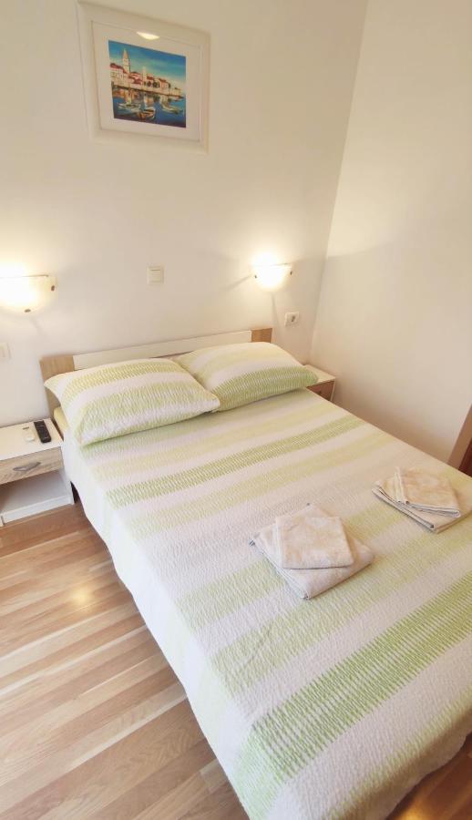 Vjeko Apartman *