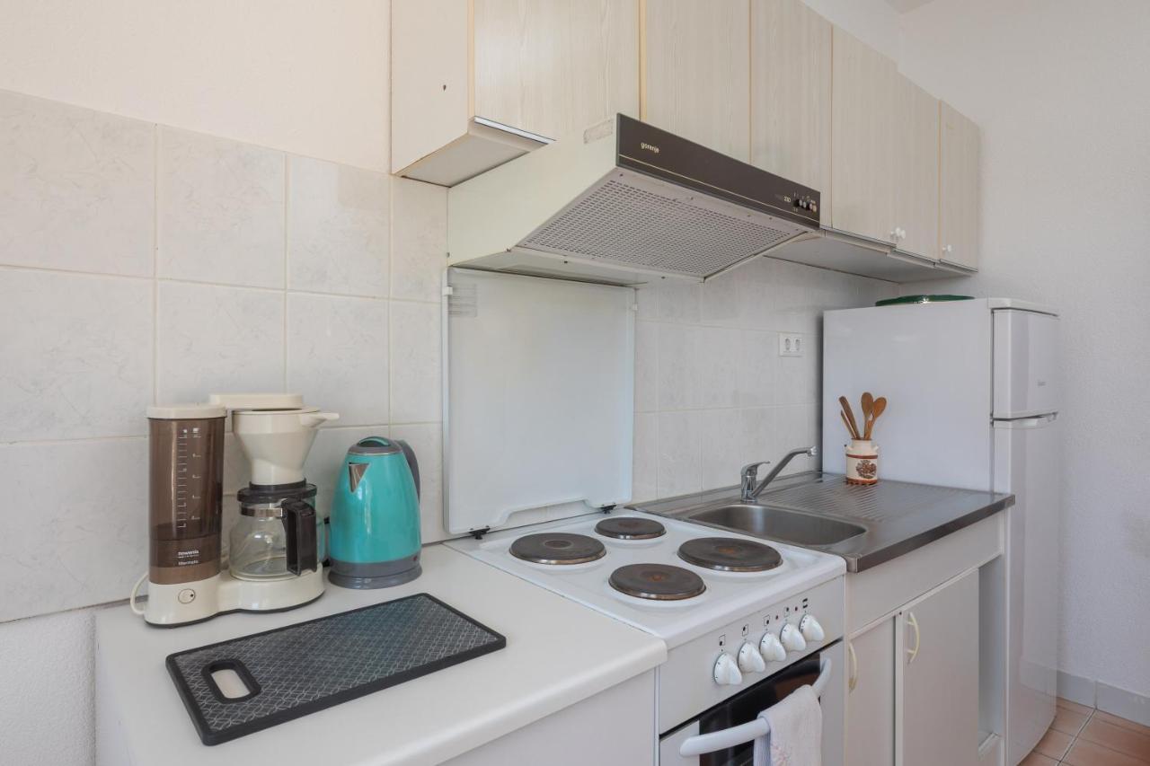 Apartman A2 - Near W Patio Parking And Grill