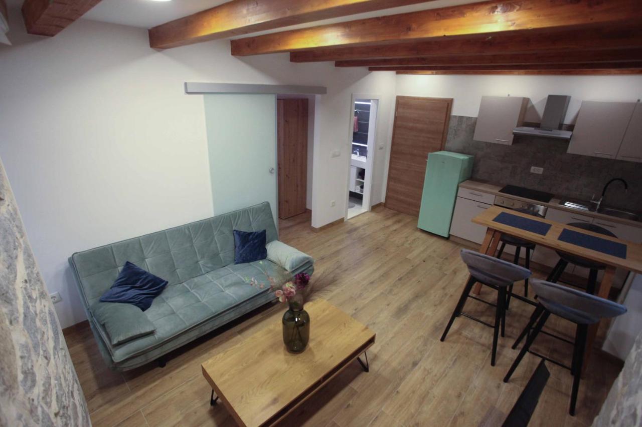 Apartamento New Jakov & Niko *