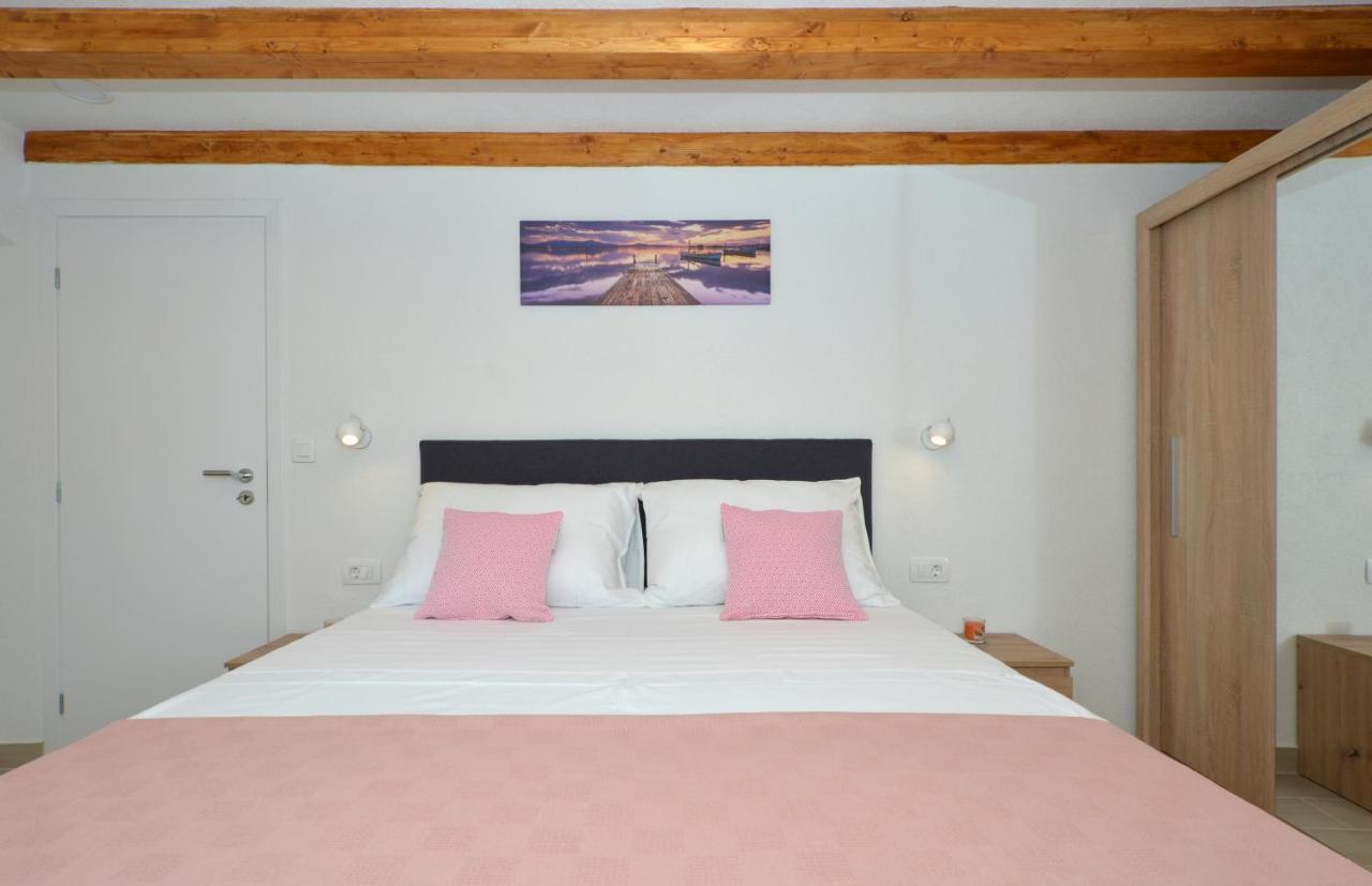 Sime Apartment