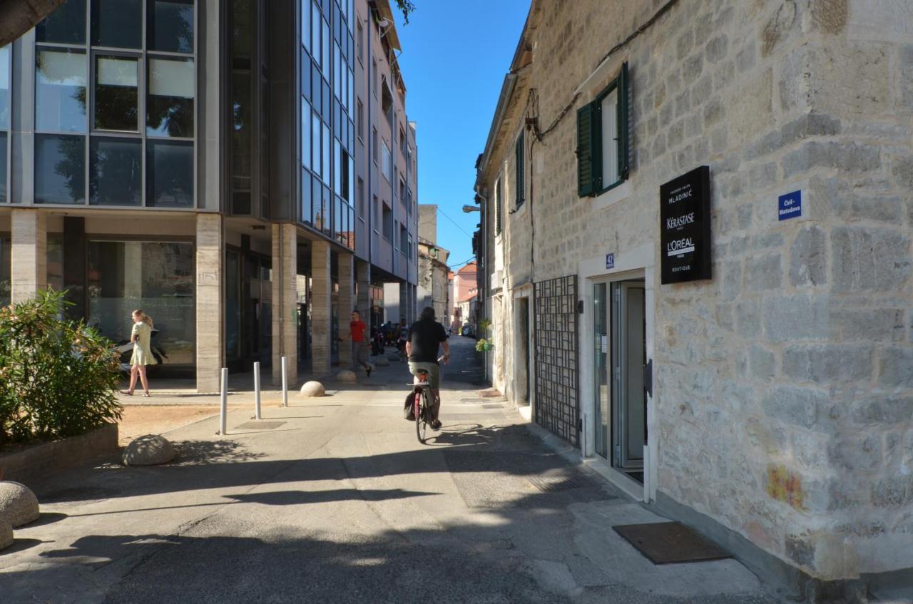 Sime Apartment