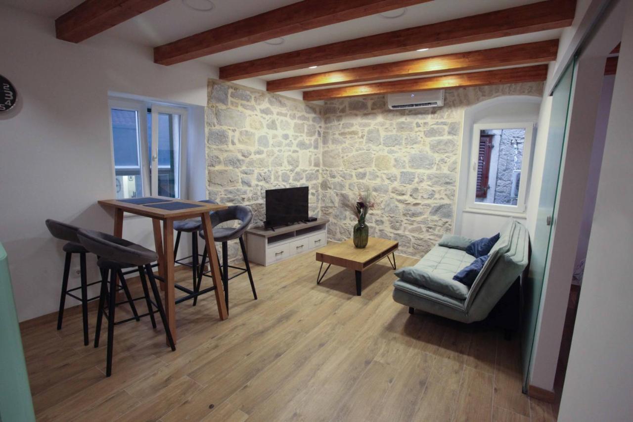 Apartamento New Jakov & Niko