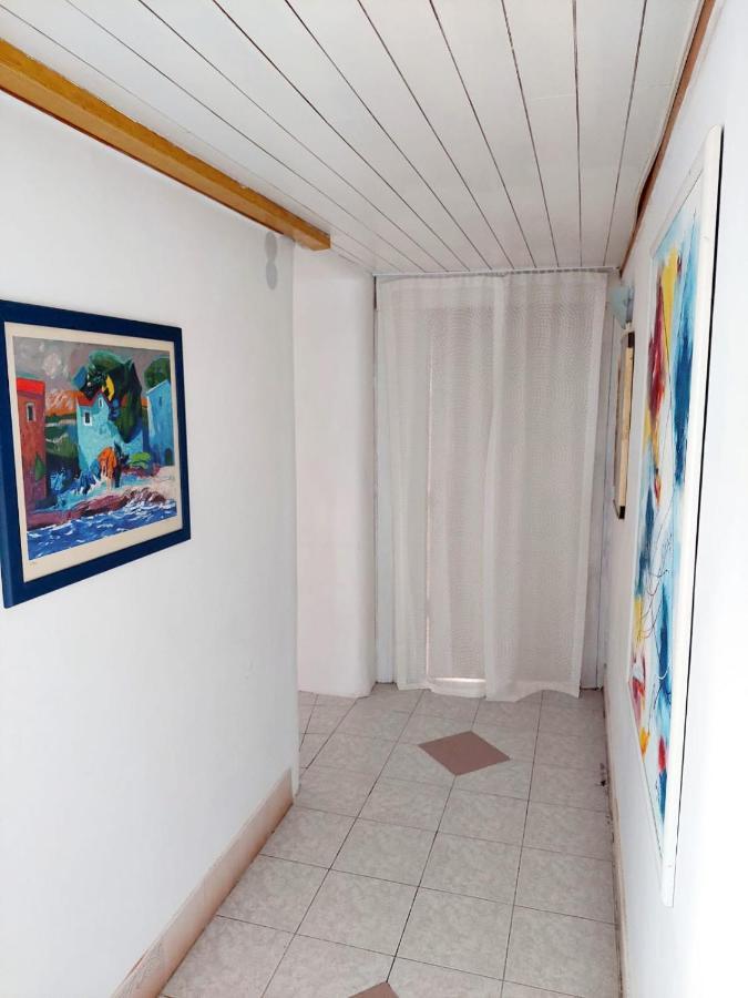 Apartment Center Lucia *