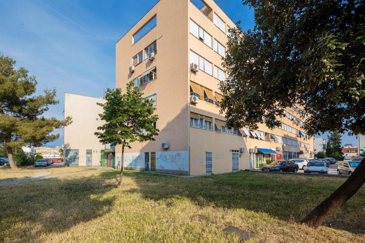 Apartment In Center With Massage Chair