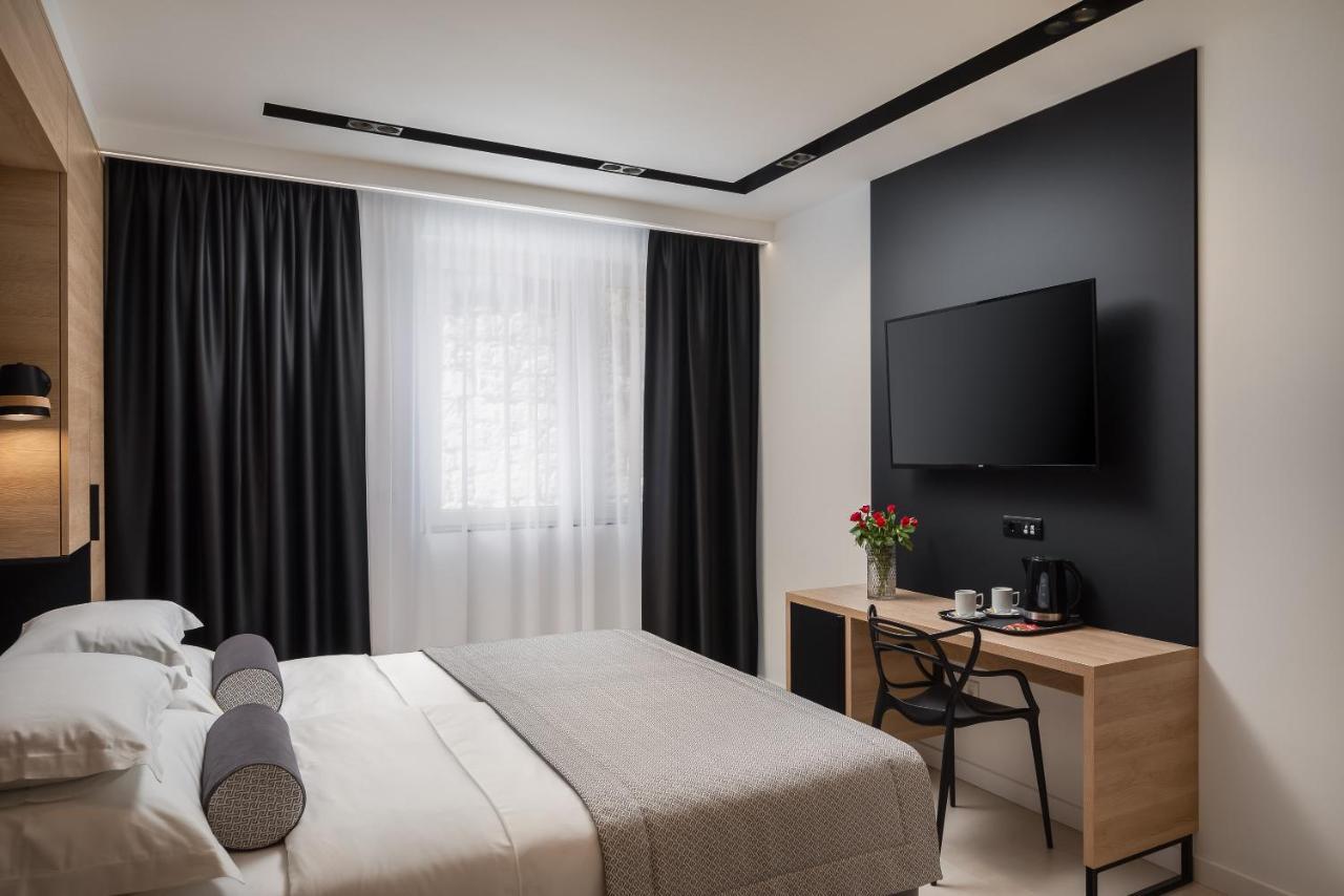Guest house Luxury Unicus I, Ii, Iv 4*