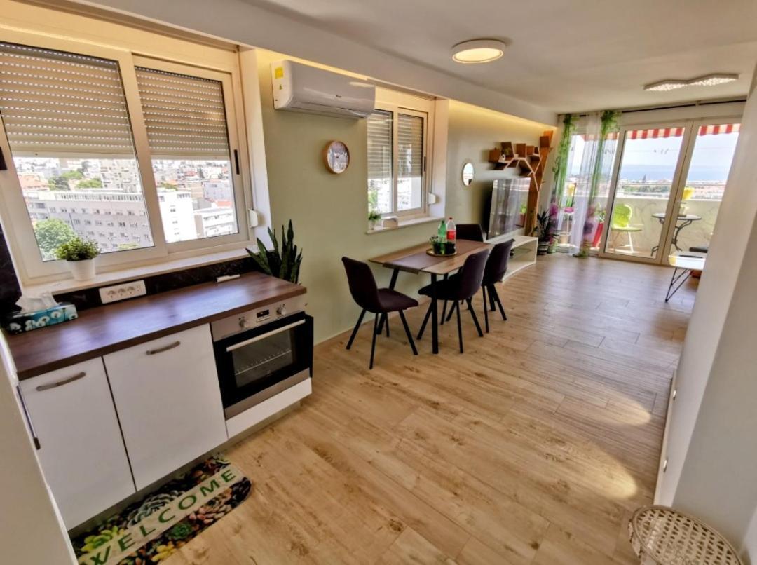 Ida - Royal View Apartment Split