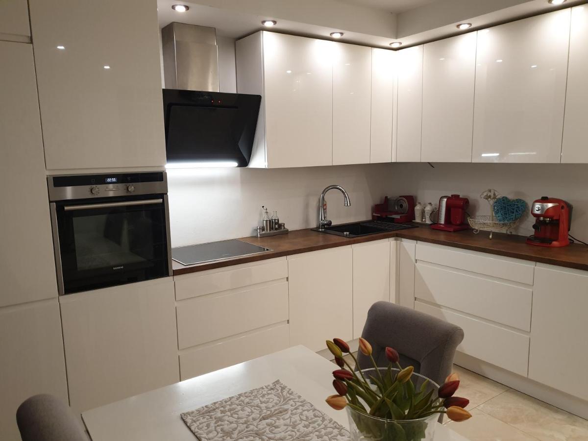 Paradiso Apartment *