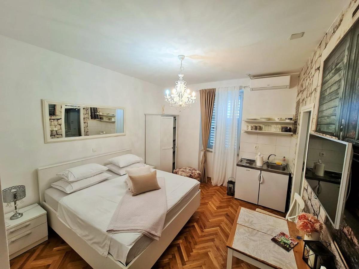 Apartment Ani