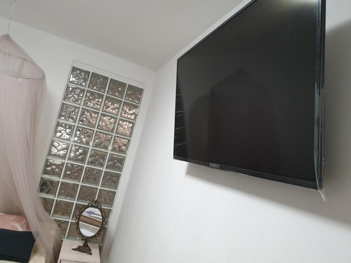 Paradiso Apartment Split