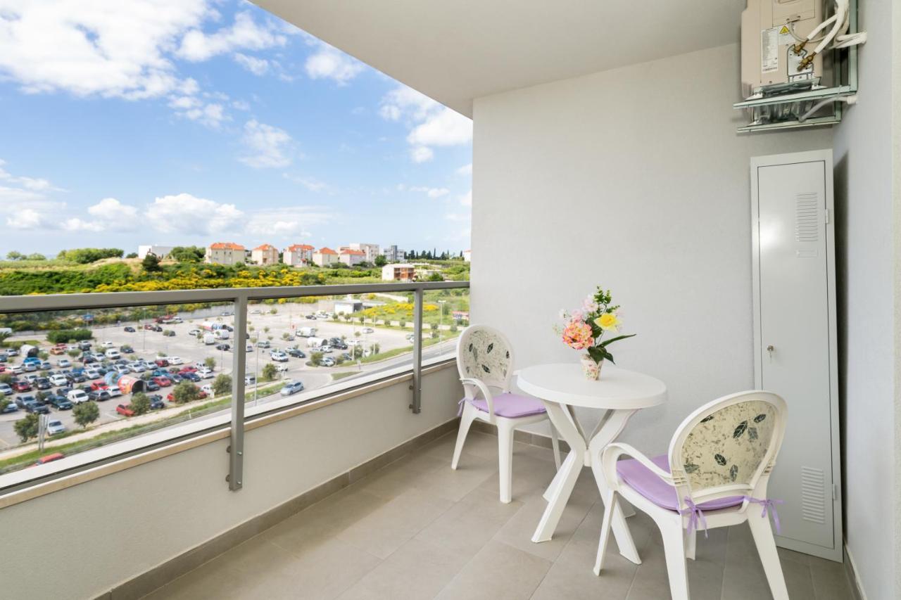 Apartment A2 - Modern Apt With The Terrace & Sea View