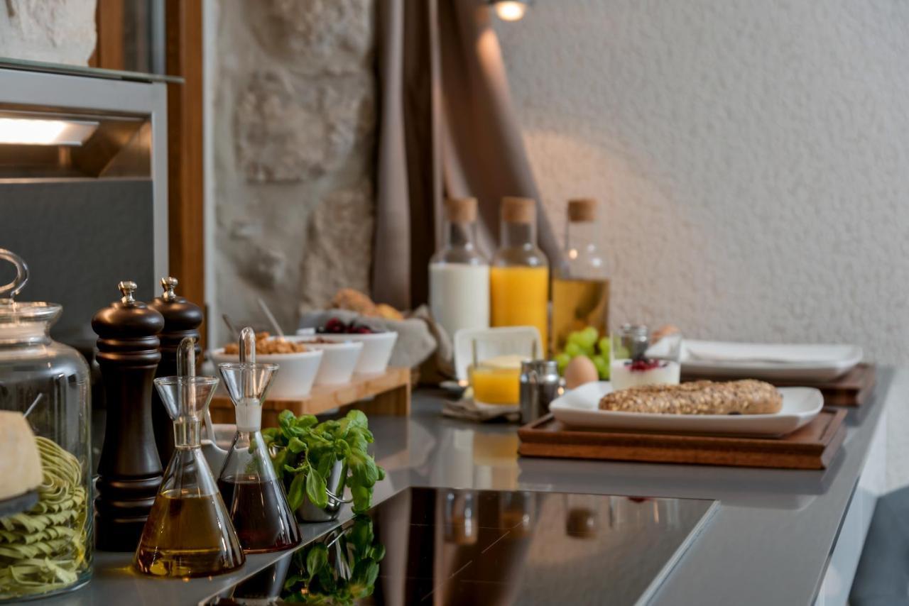 Luxury Studio Eminence In The Old Center Of On Pjaca Square Apartment *