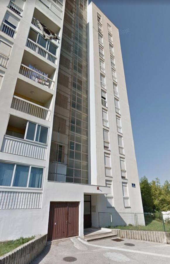 Amari Apartment
