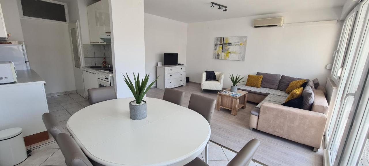 Apartment Dominis