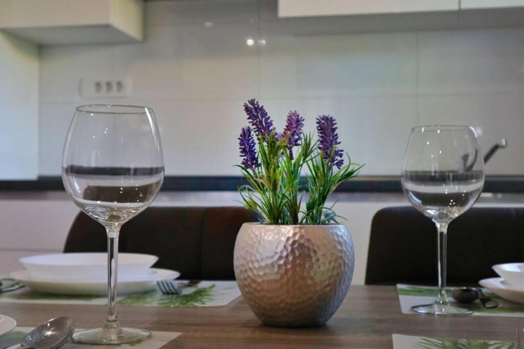 Apartment Luxury Dim *