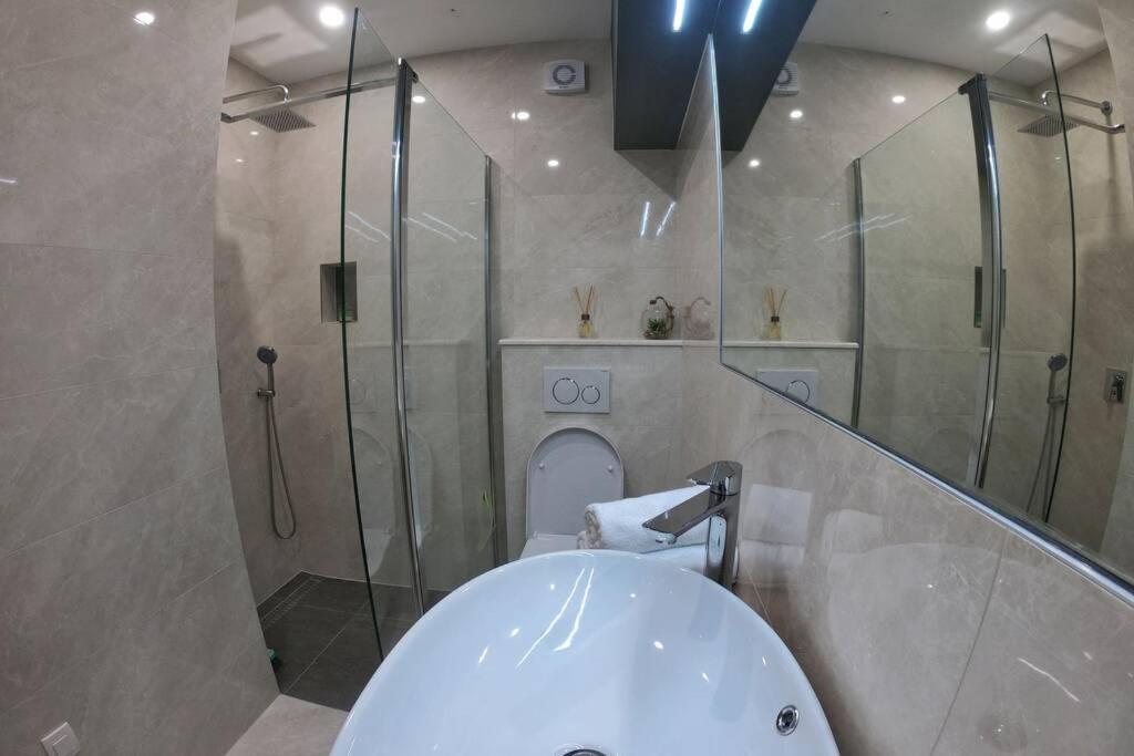 Apartment Luxury Dim