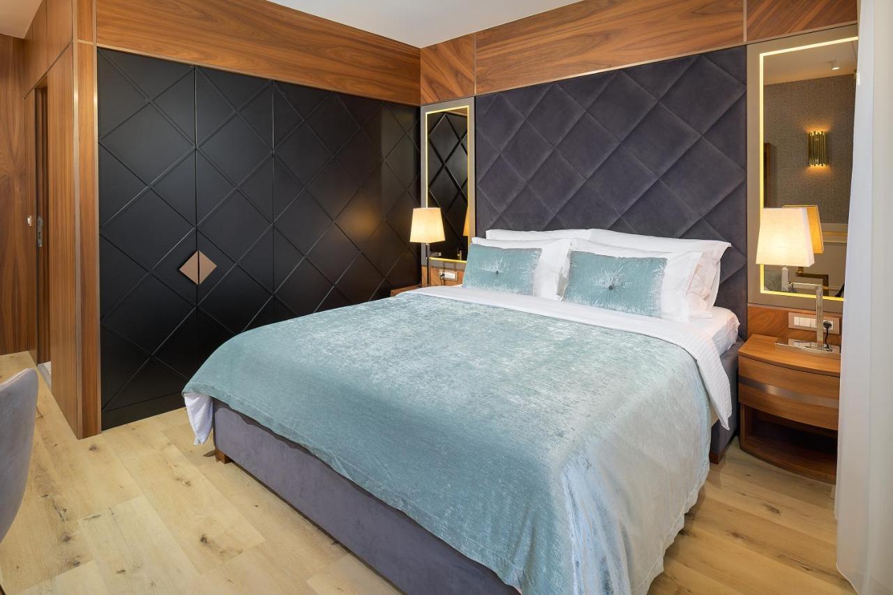 Geremia Luxury Split