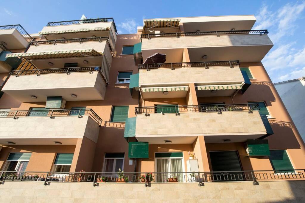 Apartamento Luxury Viki Very Close To Beach Split