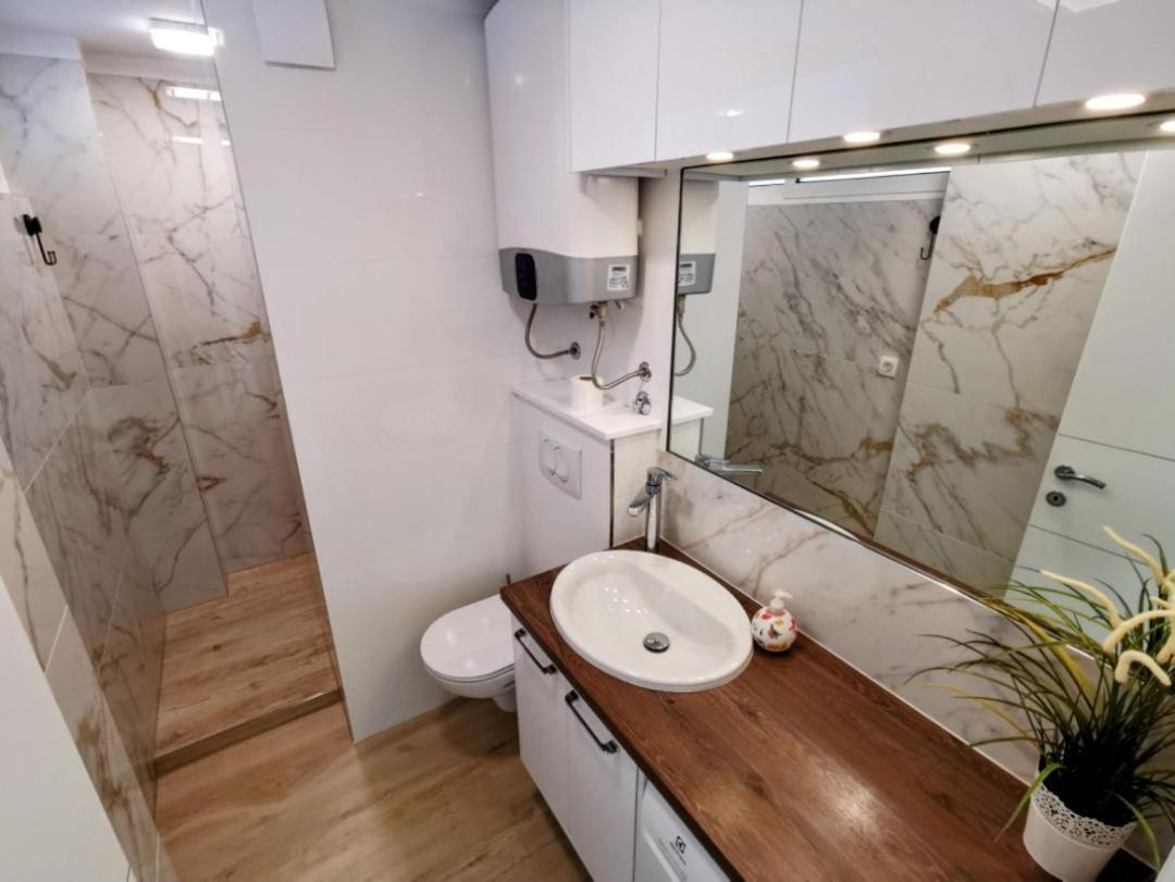 Ida - Royal View Apartment