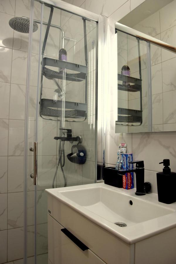 Marimar, Beachfront 1st Row Appartement