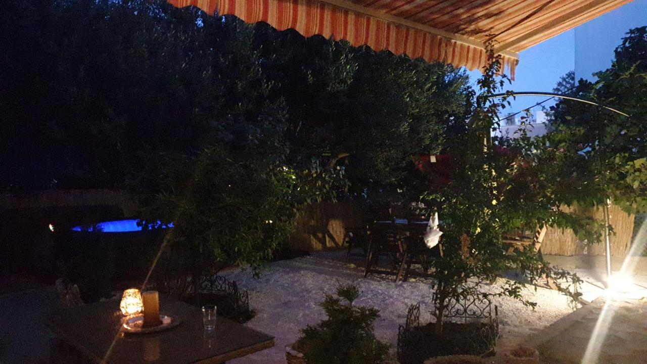 Paradiso Apartment *