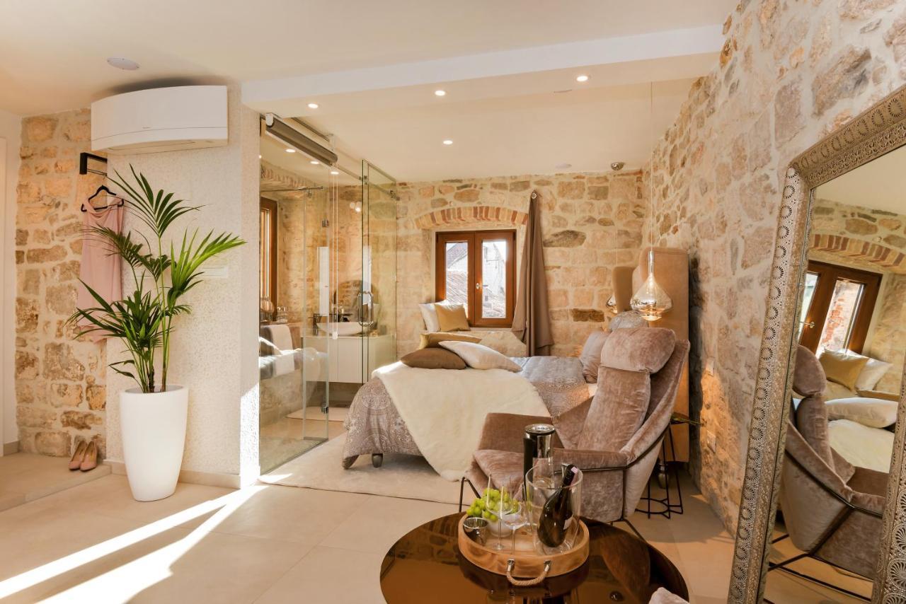 Luxury Studio Eminence In The Old Center Of On Pjaca Square