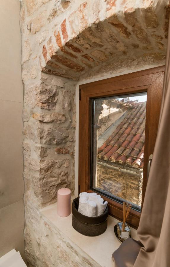 Luxury Studio Eminence In The Old Center Of On Pjaca Square Apartment Split
