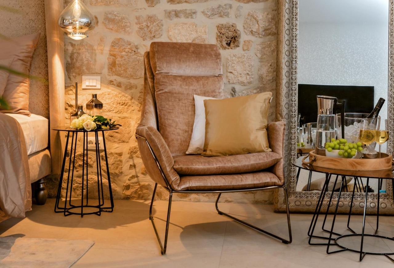 Luxury Studio Eminence In The Old Center Of On Pjaca Square