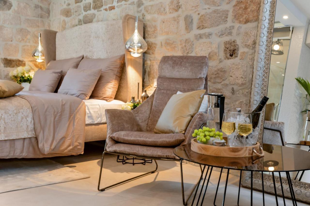 Luxury Studio Eminence In The Old Center Of On Pjaca Square
