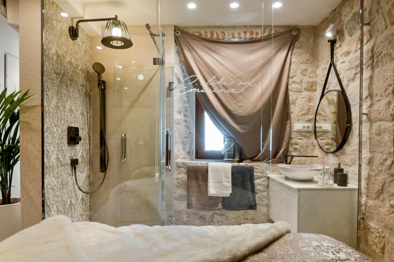Luxury Studio Eminence In The Old Center Of On Pjaca Square Apartment *