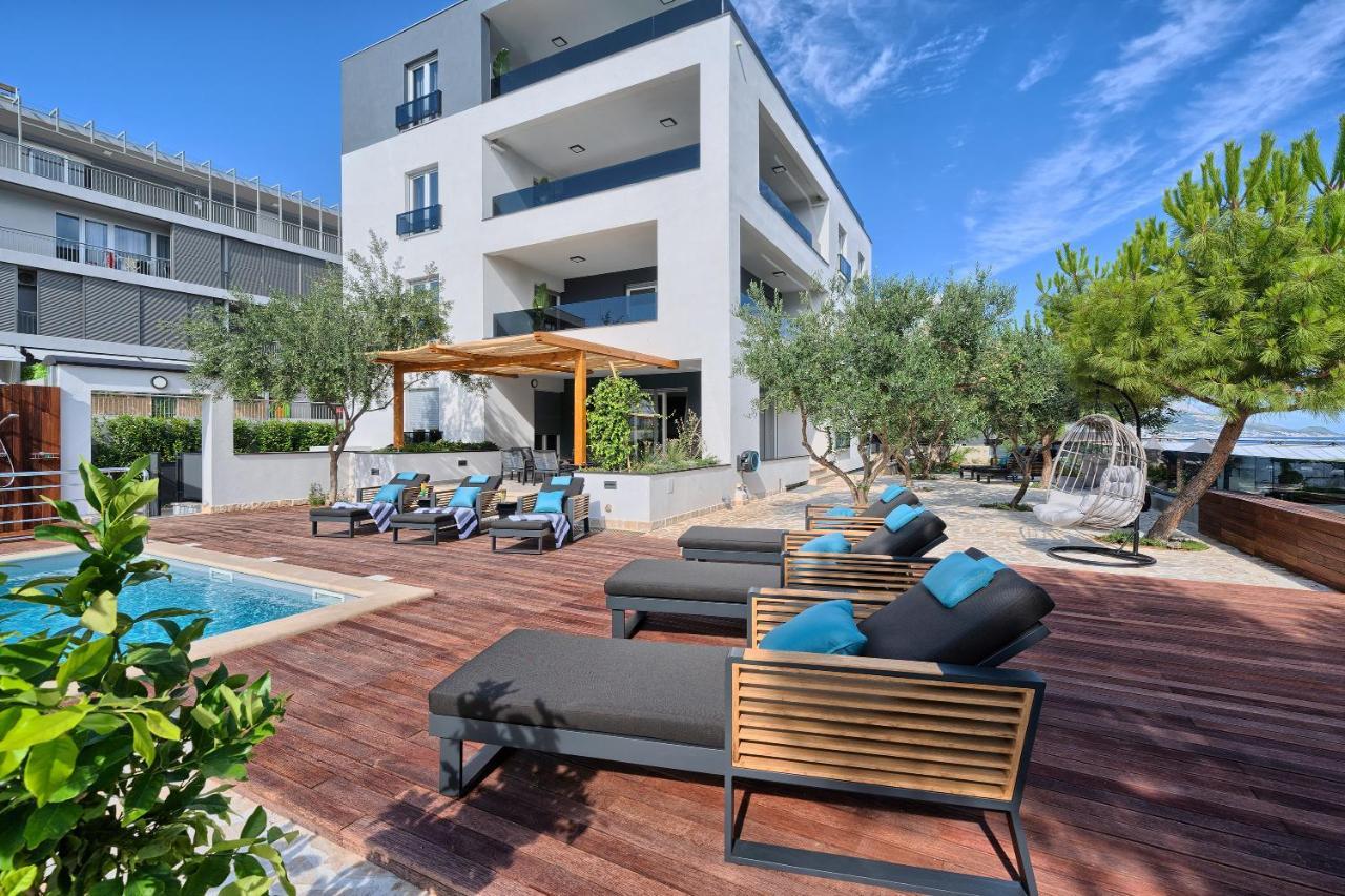 Apartment Liberty Living Split