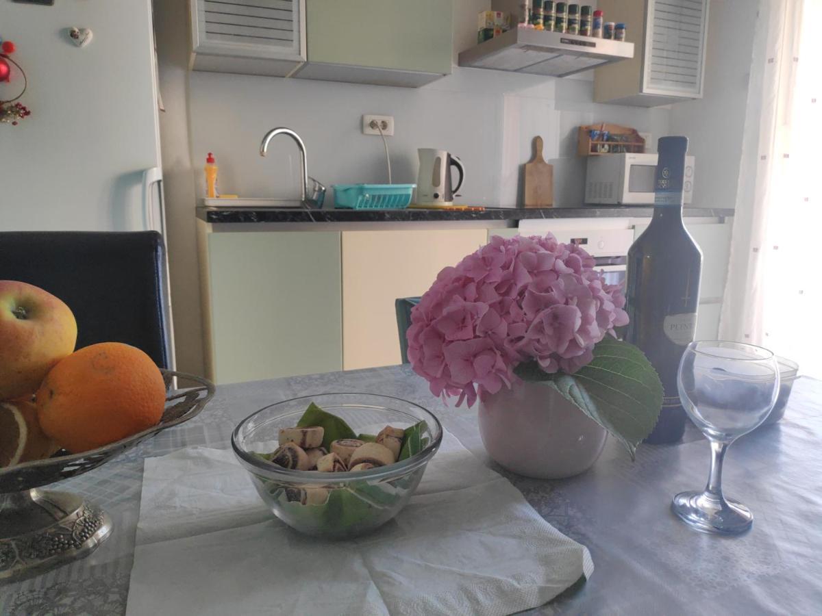 Spacious With Big Garden Near