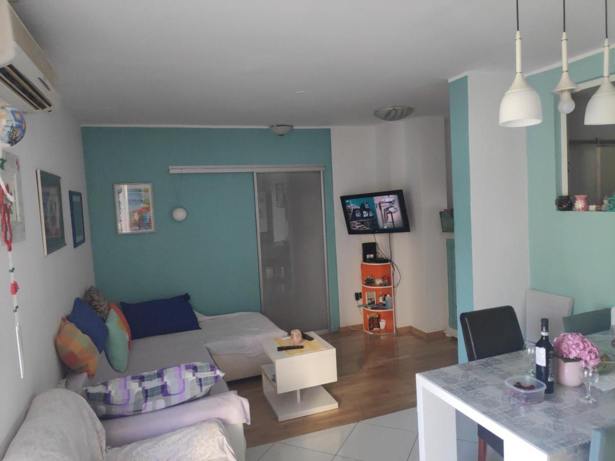 Spacious With Big Garden Near Apartment Split