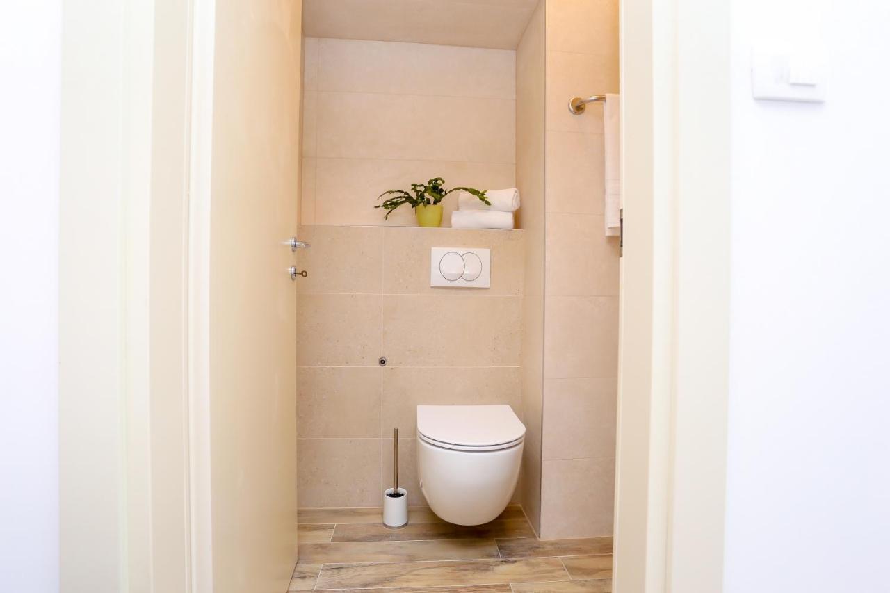 Apartment Dvor