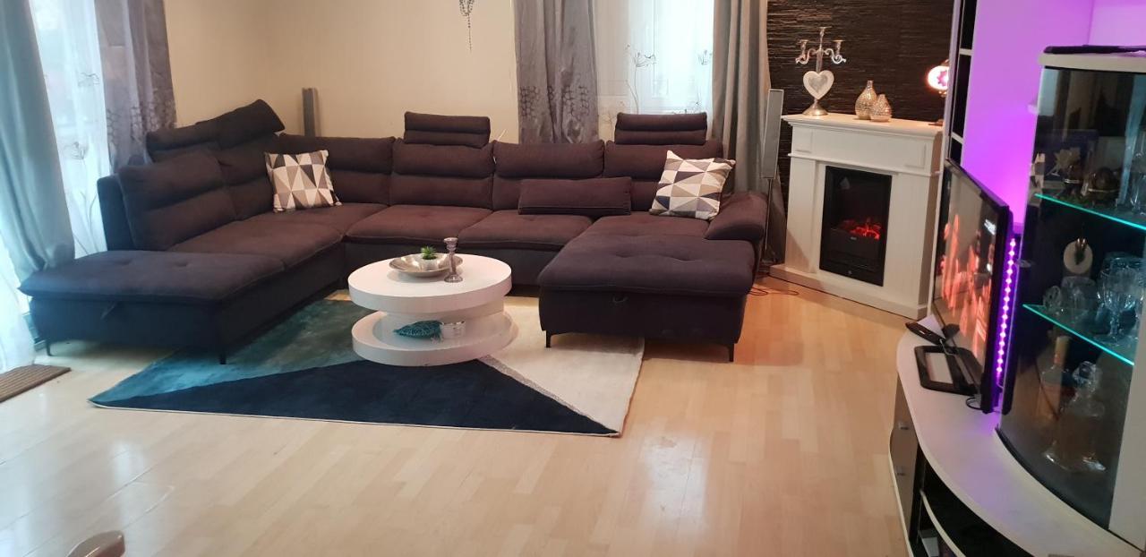 Paradiso Apartment Split