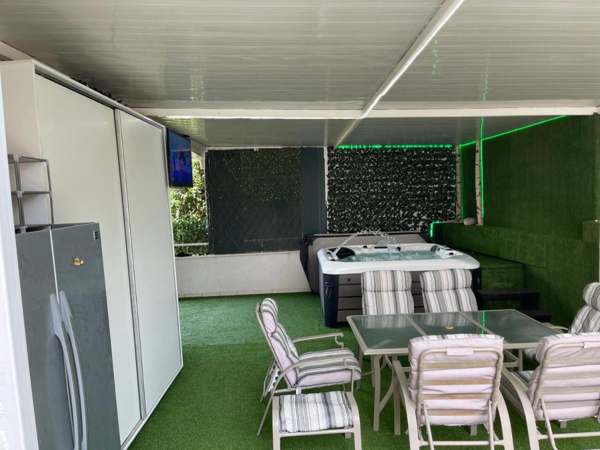 Apartman Relax Whit Big Terrace 170m2 Near The Split