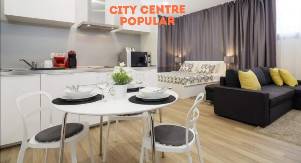 Aspalathos Centar - Center, A Few Minutes' Walking Distance To The Unesco Palace, Parking Lot In Front Of The Appartement
