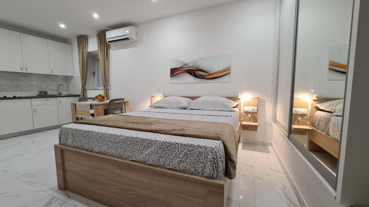 Appartement Tales Of - 100 Meters From The Seafront Split